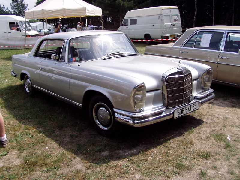 Mercedes 280 CE
