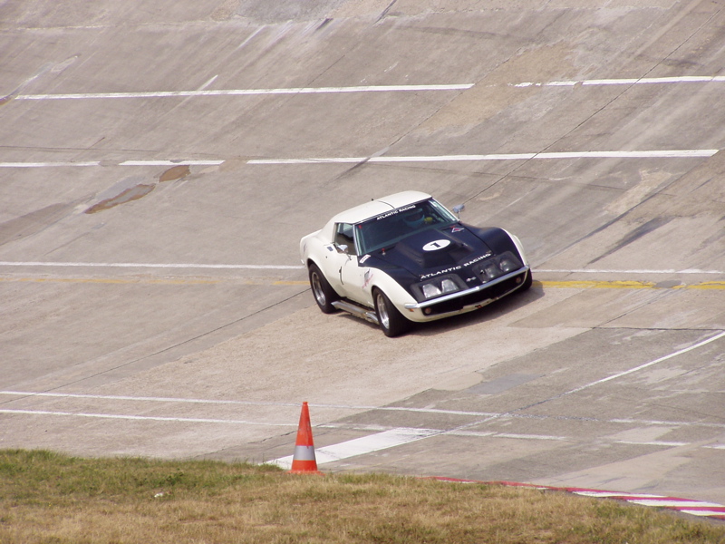 Chevrolet en entrée de chicane