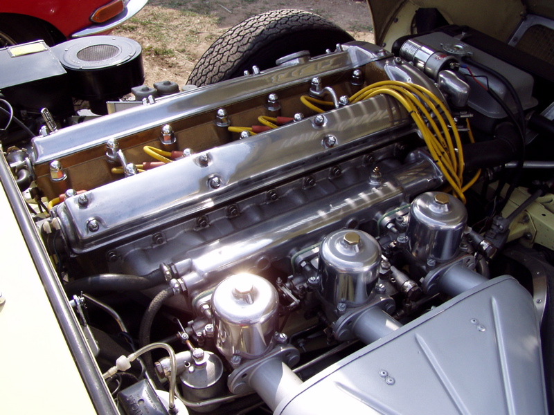 Jaguar Type E moteur