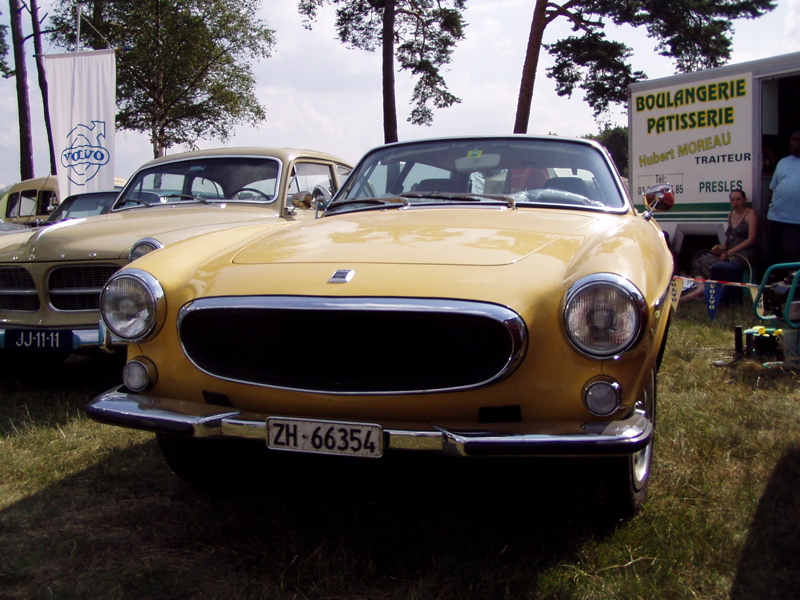 Volvo 1800 ES suisse