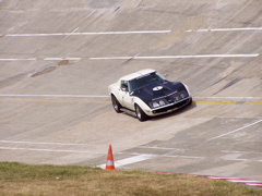 Chevrolet en entrée de chicane