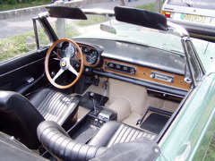 Ferrari intérieur