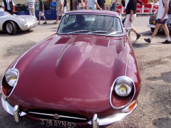 Jaguar Type E rouge