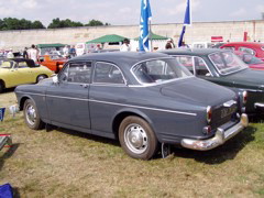 Volvo 122 S grise